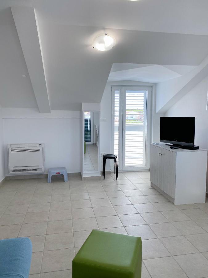 Apartment Luminus Srima